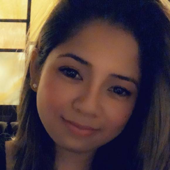 Poshmark profile picture for @tram